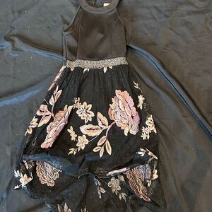 Floral Embroidered Black Kids Dress size 8